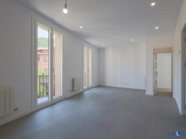 Piso en venta en Ripollès, Catalunya