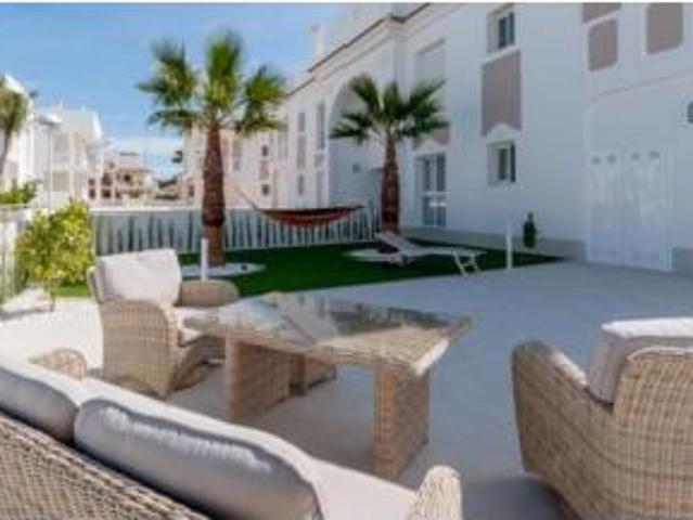 Piso en venta en Urbanización Doña Pepa, el Baix Segura / La Vega Baja