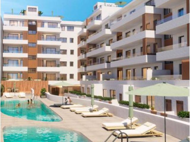 Piso en venta en Roquetas De Mar, Andalucía