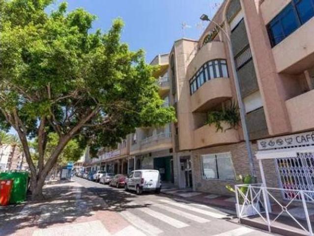 Piso en venta en Llanos de Vícar, Vícar