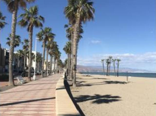 Piso en venta en Roquetas De Mar, Andalucía