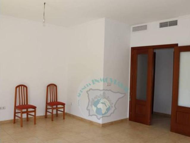 Piso en venta en Rute, Andalucía