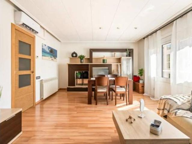 Piso en venta en la Creu de Barberà, Sabadell