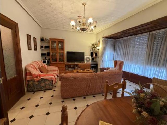 Piso en venta en Sabiote, Andalucía