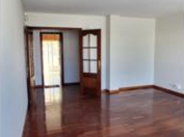 Piso en venta en Bergondo, A Coruña