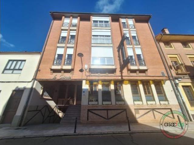 Piso en venta en Sahagún, Castilla y León
