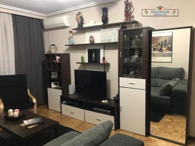 Piso en venta en Salesas, Salamanca