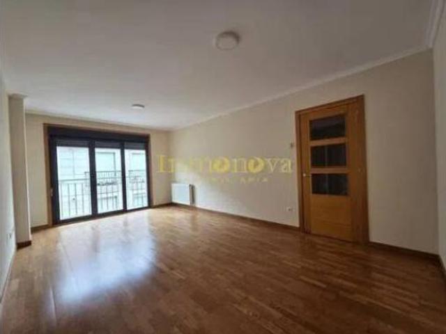 Piso en venta en Salceda de Caselas, Vigo