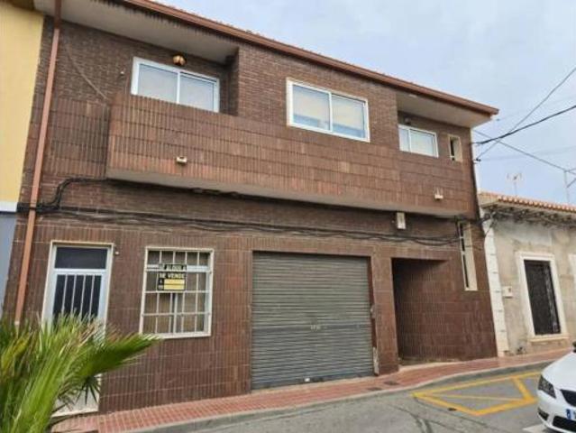 Piso en venta en l'Alt Vinalopó / El Alto Vinalopó, Valencia