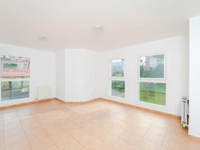 Piso en venta en San Cibrao das Viñas, Ourense