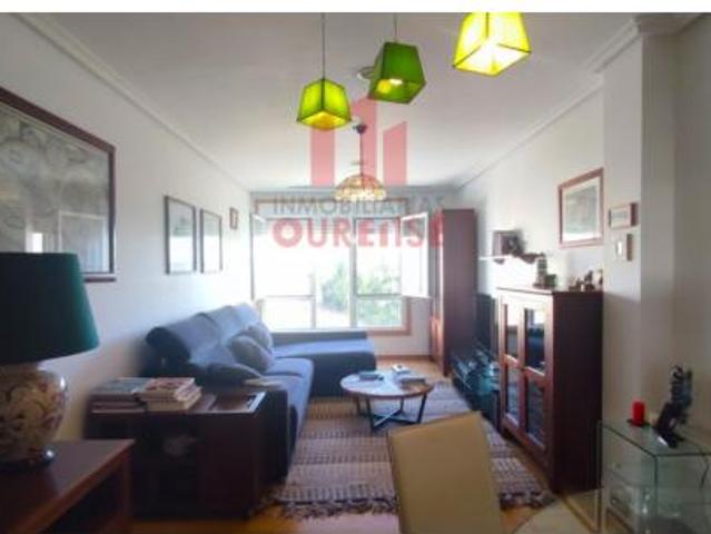 Piso en venta en San Cibrao das Viñas, Ourense