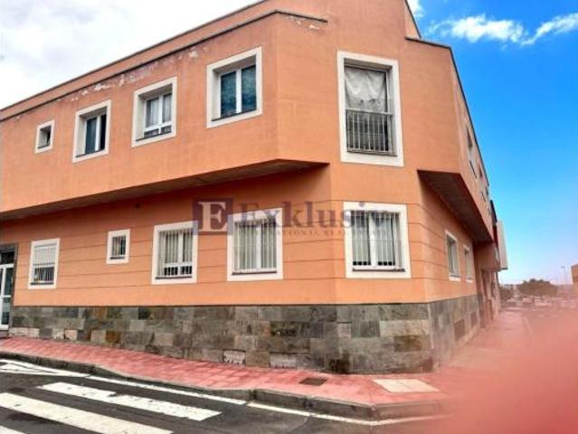 Piso en venta en Las Chafiras, San Miguel de Abona