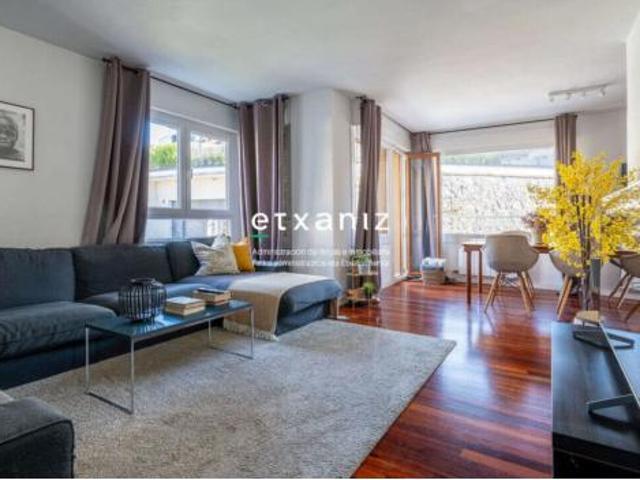 Piso en venta en Mendebaldea, Donostia-san Sebastián