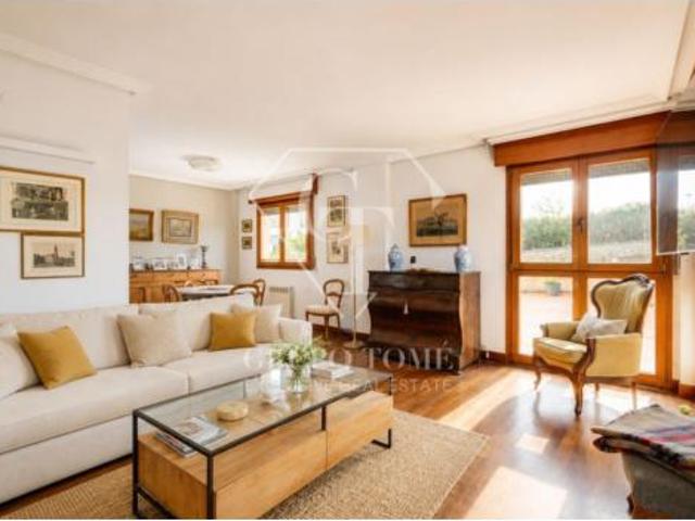 Piso en venta en Mendebaldea, Donostia-san Sebastián
