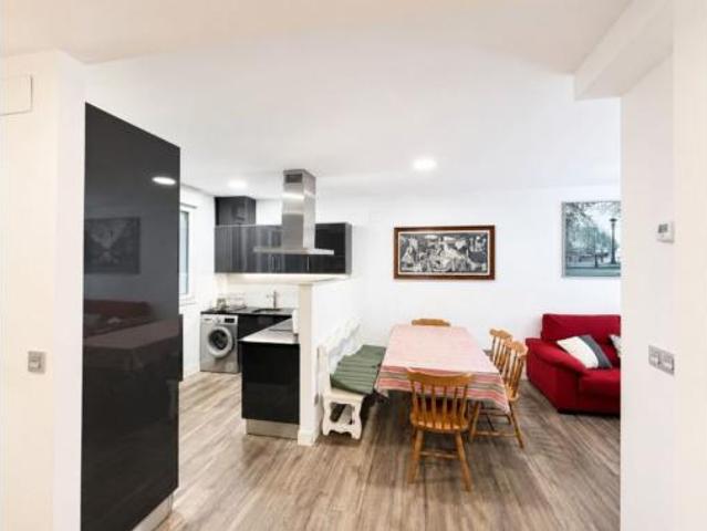 Piso en venta en Mendebaldea, Donostia-san Sebastián