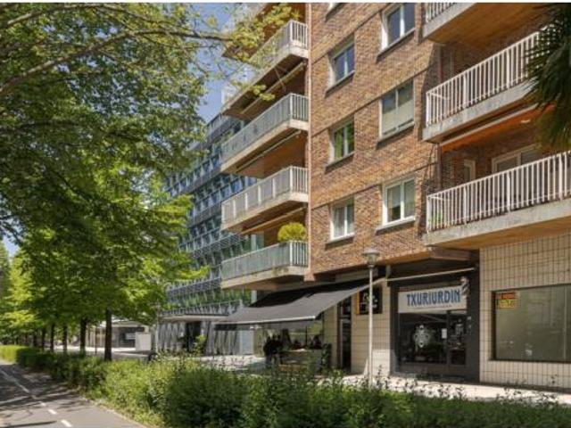 Piso en venta en Mendebaldea, Donostia-san Sebastián