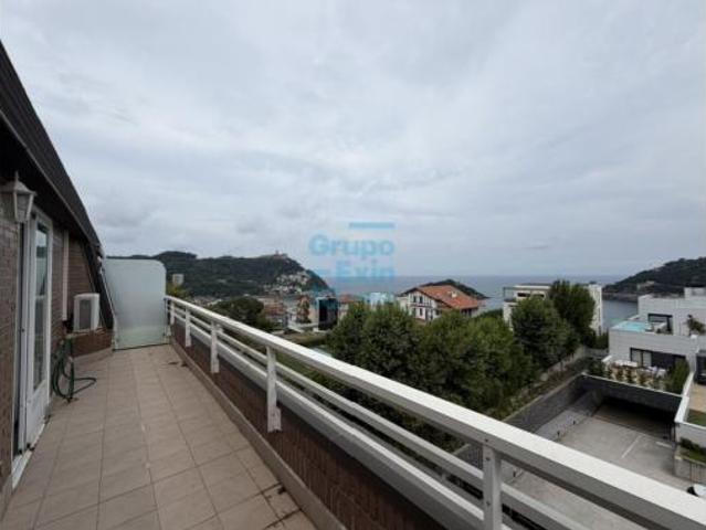 Ático en venta en Mendebaldea, Donostia-san Sebastián