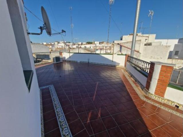 Piso en venta en Sanlúcar La Mayor, Andalucía