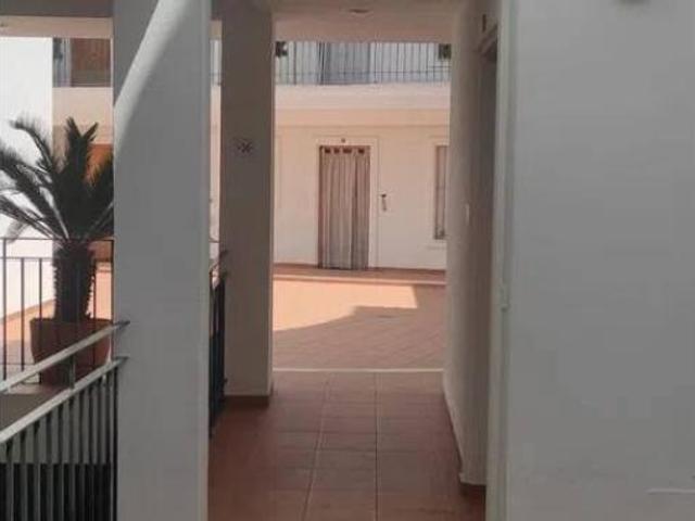 Piso en venta en Sanlúcar La Mayor, Andalucía
