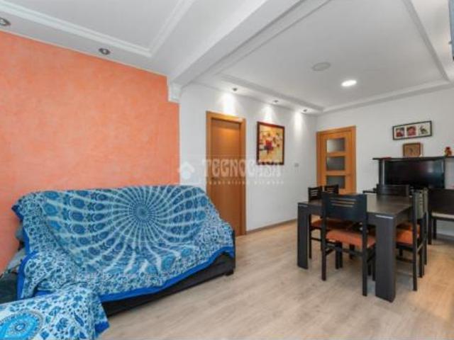 Piso en venta en Almeda, Cornellà De Llobregat