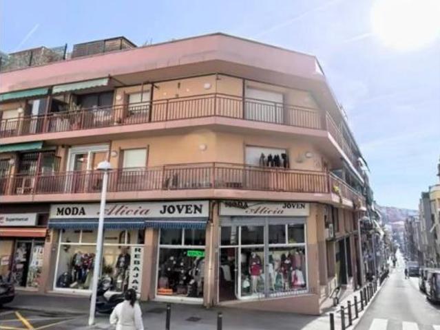 Piso en venta en Fondo, Barcelonès