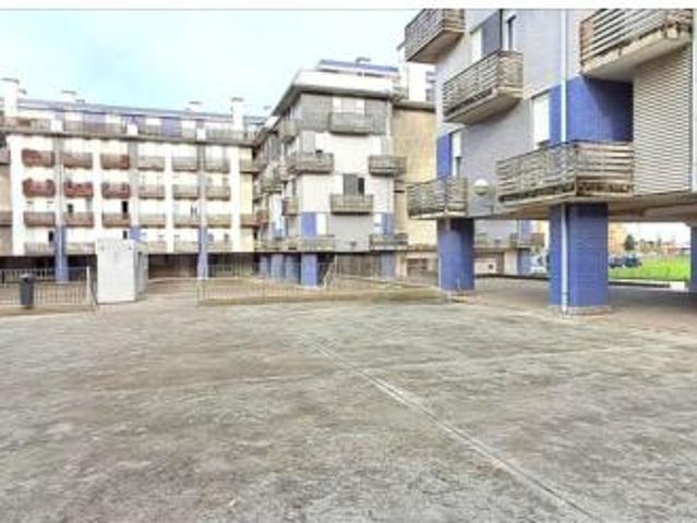 Piso en venta en Santa Cruz De Bezana, Cantabria