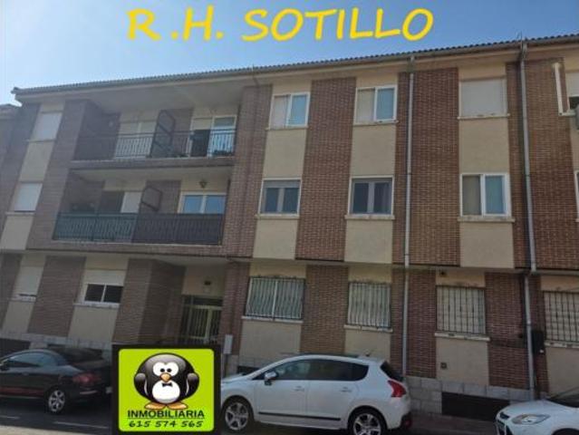 Piso en venta en Santa María Del Tiétar