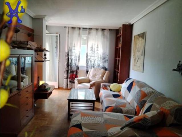 Piso en venta en Valdelagua, Santa Marta De Tormes
