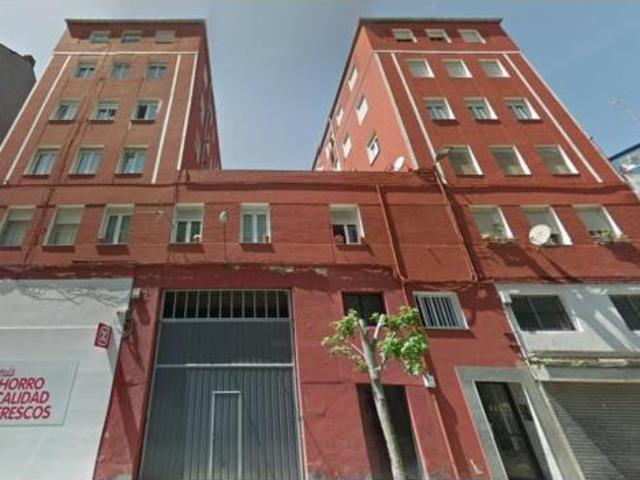 Piso en venta en Perines, Santander