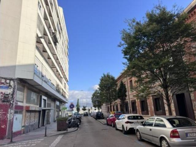 Piso en venta en Perines, Santander