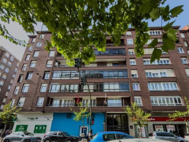 Piso en venta en Perines, Santander