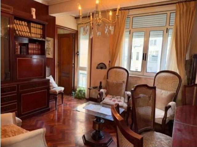Piso en venta en Perines, Santander