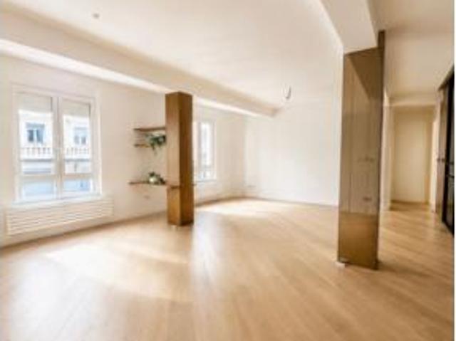 Piso en venta en Correos, Santander