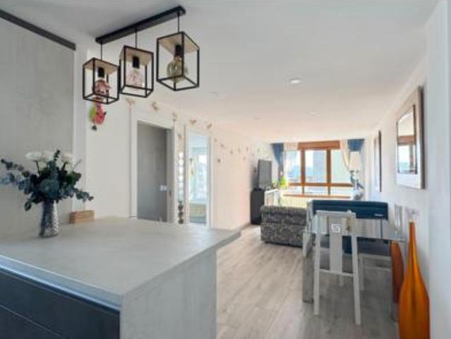 Piso en venta en Cuatro Caminos, Santander