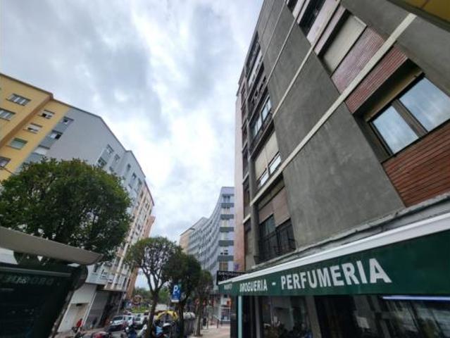 Piso en venta en Cuatro Caminos, Santander