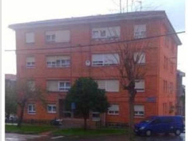 Piso en venta en Cajo, Santander