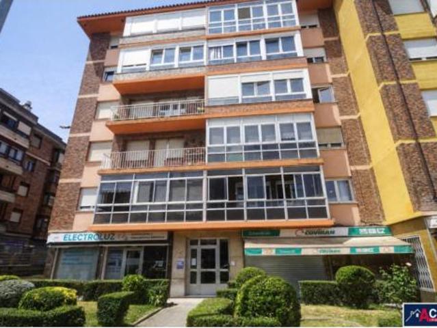 Piso en venta en Peñacastillo, Santander