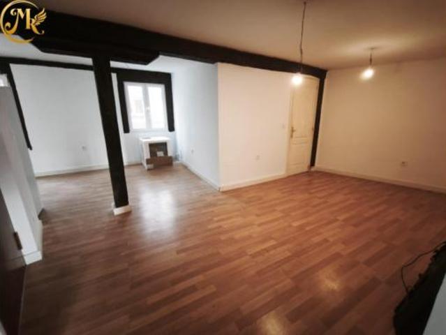 Piso en venta en Perines, Santander