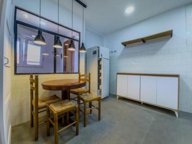 Piso en venta en Perines, Santander