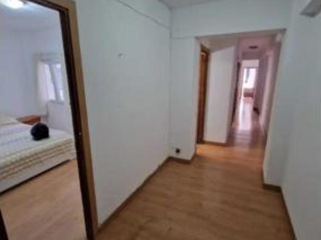 Piso en venta en Perines, Santander