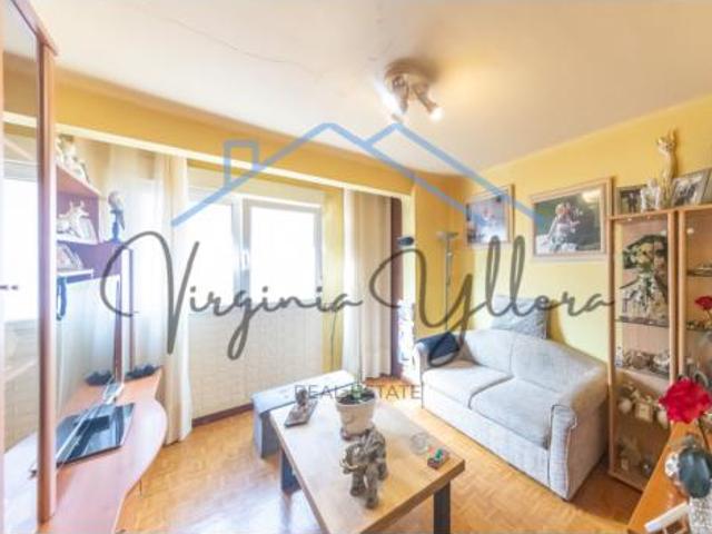 Piso en venta en Perines, Santander