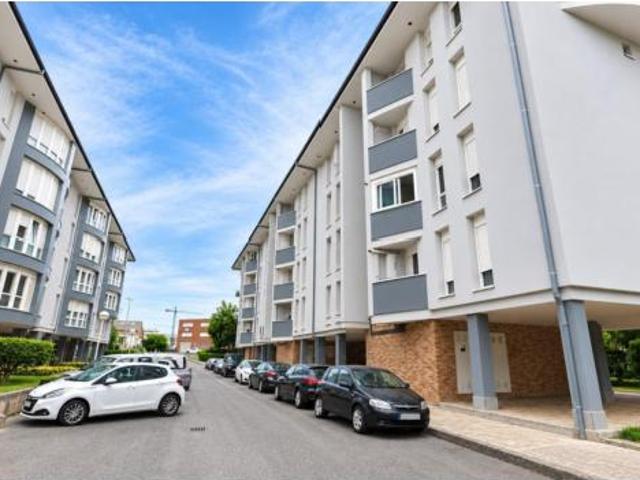 Piso en venta en Peñacastillo, Santander