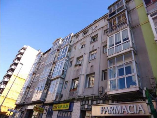 Piso en venta en Cajo, Santander