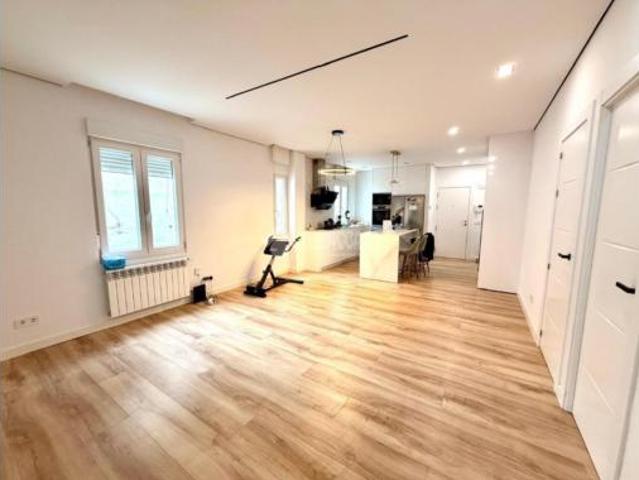 Piso en venta en Cuatro Caminos, Santander