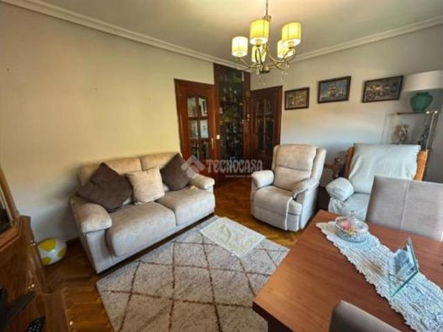 Piso en venta en Cajo, Santander