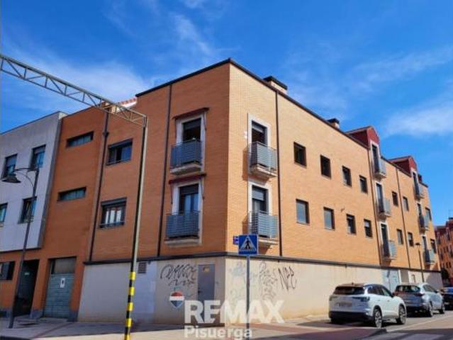 Piso en venta en Santovenia De Pisuerga, Castilla y León