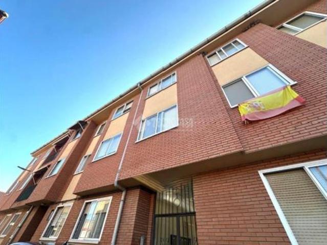 Piso en venta en Santovenia De Pisuerga, Castilla y León