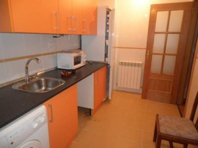 Piso en venta en Santovenia De Pisuerga, Castilla y León
