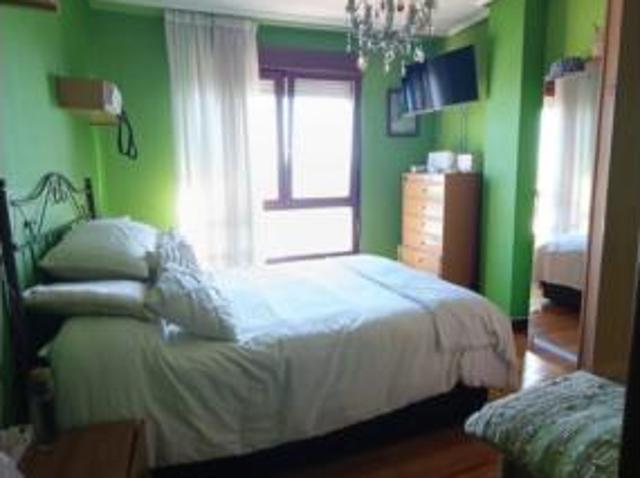 Piso en venta en Kabiezes, Santurtzi