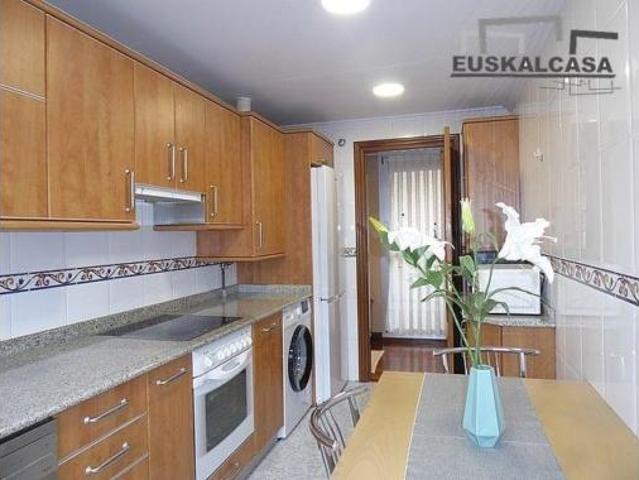 Piso en venta en Kabiezes, Santurtzi